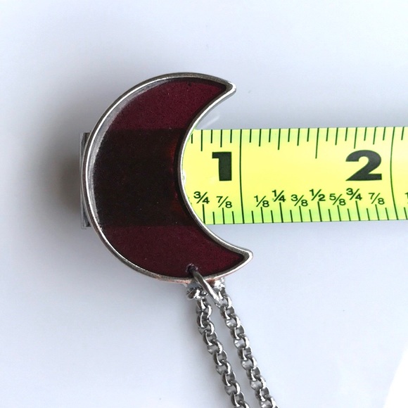 Dark Red resin & glitter crecent moon steel choker - Picture 9 of 9